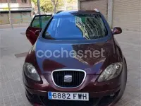 Usado Seat Altea XL Stylance 140 CV (102 kW) 2007 Granate Monovolumen