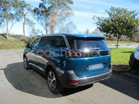 Usado Peugeot 5008 Allure 180 CV (132 kW) 2021 Azul Monovolumen