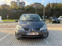Usado Renault Scénic III Dynamique 105 CV (77 kW) 2009 Negro Monovolumen