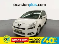 Usado Peugeot 5008 Allure 156 CV (114 kW) 2012 Blanco Monovolumen