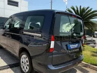 Usado Ford Grand Tourneo Connect Trend 150 CV (110 kW) 2025 Azul Monovolumen