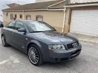 Begagnad Audi A4 155 HK (114 kW) 2002 Grå Sedan
