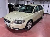 Begagnad Volvo S40 Momentum 136 HK (100 kW) 2009 Beige Sedan