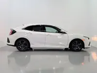 Usado Honda Civic Elegance 126 CV (92 kW) 2020 Blanco Berlina
