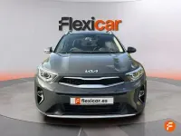 Usado Kia Stonic 84 CV (61 kW) 2022 Gris SUV