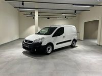 Usado Peugeot Partner 75 CV (55 kW) 2018 Blanco Monovolumen