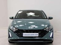 Usado Hyundai i20 101 CV (74 kW) 2024 Verde Utilitario