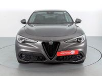 Usado Alfa Romeo Stelvio Sprint 190 CV (139 kW) 2021 Gris / plata SUV