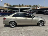 Usado Mercedes C200 136 CV (100 kW) 2010 Beige Berlina