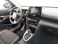 Usado Toyota Yaris Cross Business Edition 116 CV (85 kW) 2024 Blanco SUV