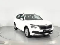 Usado Skoda Kamiq Ambition 110 CV (80 kW) 2021 Blanco SUV