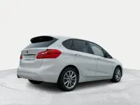 Usado BMW 225 Active Tourer iPerformance 224 CV (164 kW) 2019 Blanco Monovolumen