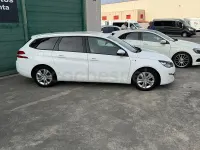 Usado Peugeot 308 SW Allure 120 CV (88 kW) 2016 Blanco Familiar