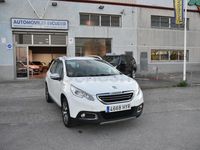 Usado Peugeot 2008 Allure 115 CV (84 kW) 2014 Blanco SUV