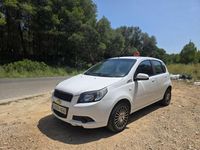 Usado Chevrolet Aveo LS 84 CV (61 kW) 2012 Blanco Utilitario