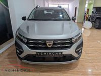 Usado Dacia Sandero Comfort 91 CV (66 kW) 2022 Gris / plata Utilitario