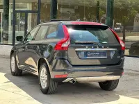 Usado Volvo XC60 Kinetic 190 CV (139 kW) 2016 Azul SUV