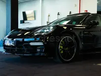 Usado Porsche Panamera 4 E-Hybrid Sport Turismo Sport Turismo 462 CV (339 kW) 2018 Negro Familiar