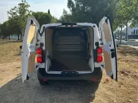Usado Opel Vivaro Innovation 120 CV (88 kW) 2021 Blanco Monovolumen