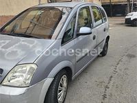 Usado Opel Meriva Cosmo 100 CV (73 kW) 2003 Gris / plata Monovolumen