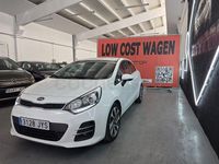 Usado Kia Rio 75 CV (55 kW) 2017 Blanco Berlina