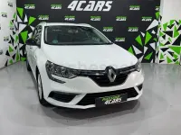 Usado Renault Mégane GrandTour LIMITED 115 CV (84 kW) 2020 Blanco Familiar