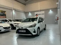 Usado Toyota Yaris Active 111 CV (81 kW) 2017 Blanco Berlina