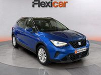 Usado Seat Arona Style 110 CV (80 kW) 2023 Azul SUV
