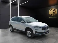 Usado Skoda Karoq Selection 150 CV (110 kW) 2024 Blanco SUV