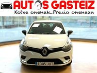 Usado Renault Clio IV Life 75 CV (55 kW) 2017 Blanco Berlina