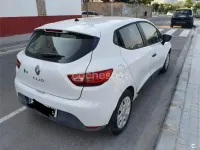 Usado Renault Clio IV Authentique 75 CV (55 kW) 2015 Blanco Berlina