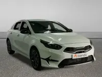 Usado Kia Ceed Style 100 CV (73 kW) 2024 Blanco Utilitario