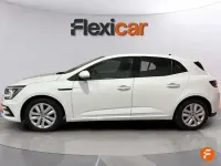 Usado Renault Mégane II Intens 115 CV (84 kW) 2022 Blanco Berlina