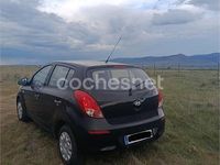 Begagnad Hyundai i20 85 HK (62 kW) 2013 Svart Halvkombi
