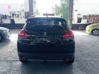 Usado Peugeot 2008 Allure 120 CV (88 kW) 2016 Negro SUV