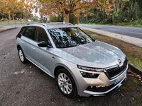 Usado Skoda Kamiq Sport 115 CV (84 kW) 2020 Gris / plata SUV