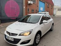 Używany Opel Astra Selective 110 KM (80 kW) 2015 Biały Sedan/Limuzyna