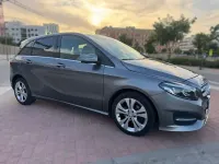 Usado Mercedes B200 Urban 136 CV (100 kW) 2016 Gris Utilitario