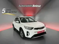 Usado Kia Stonic 101 CV (74 kW) 2025 Blanco SUV