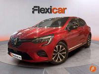 Käytetty Renault Clio V Techno 90 HP (66 kW) 2023 Punainen Sedan