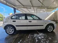 Usado Rover 220 86 CV (63 kW) 1998 Blanco Berlina