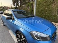 Usado Mercedes A180 Urban 122 CV (89 kW) 2014 Azul Berlina