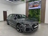 Usado Audi A3 S-Line 204 CV (150 kW) 2023 Gris / plata Berlina