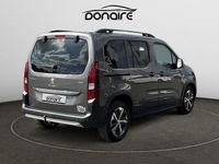 Usado Peugeot Rifter GT-line 130 CV (95 kW) 2020 Gris / plata Monovolumen