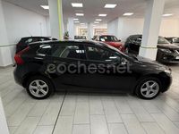 Usado Volvo V40 Momentum 120 CV (88 kW) 2015 Negro Familiar