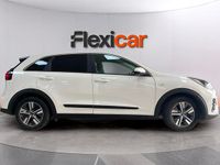 Begagnad Kia Niro 141 HK (103 kW) 2022 Vit SUV