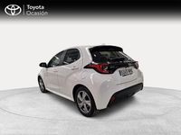 Usado Toyota Yaris Hybrid Active 116 CV (85 kW) 2025 Blanco Berlina
