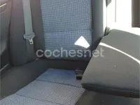 Usado Peugeot 406 90 CV (66 kW) 2003 Azul Berlina