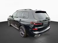 Usado BMW X7 M Sport 381 CV (280 kW) 2025 Gris SUV