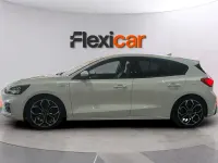 Usado Ford Focus ST-Line 120 CV (88 kW) 2020 Blanco Berlina